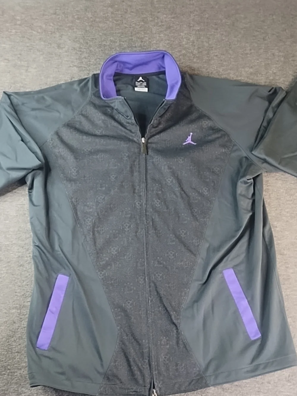 Jordan Jump man Men’s Black & Purple Full-Zip Track Jacket